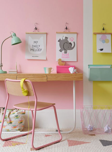 pastelkleuren-kinderkamer-pastelkleur-interieur-inspiratie-accessoires-lamp-kinderkamermeubel-bed-meisje-jongen-pastel-ladylemonade_nl4