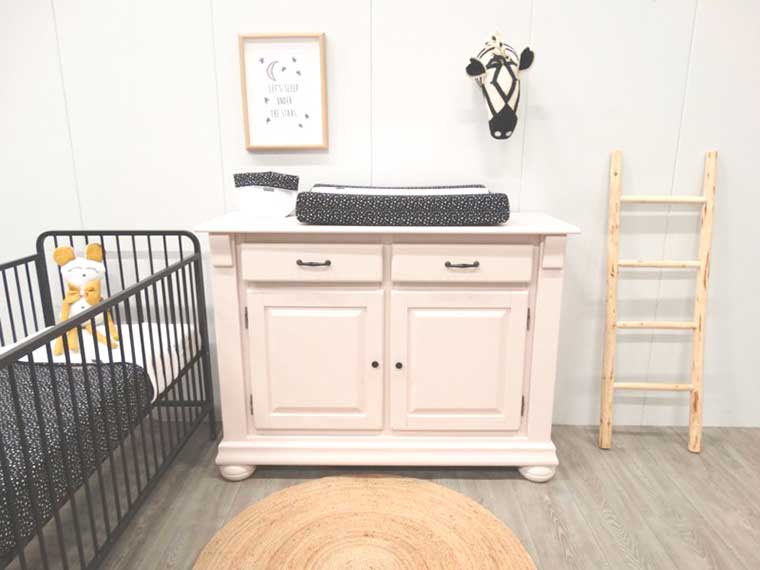 De commode hergebruiken - Toffe ideeën met dit kinderkamer meubel voor als je baby eenmaal uit de luiers is.