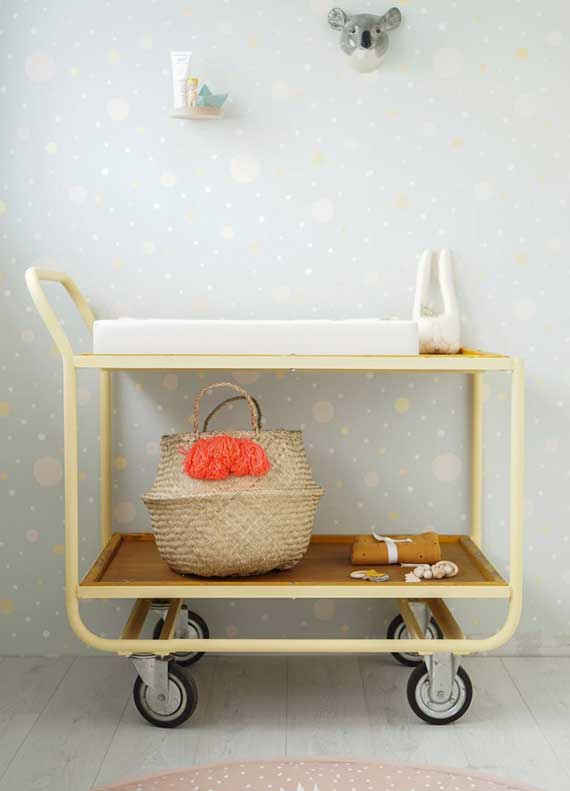 De commode hergebruiken - Toffe ideeën met dit kinderkamer meubel voor als je baby eenmaal uit de luiers is.