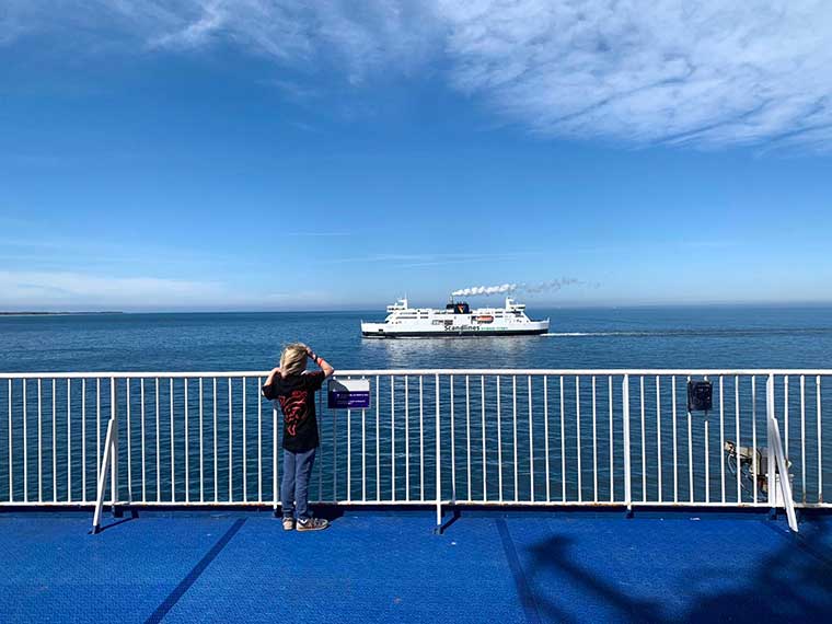 Wil je op vakantie naar de eilanden van Denemarken? Dan maak je met de ferry van Scandlines de oversteek.