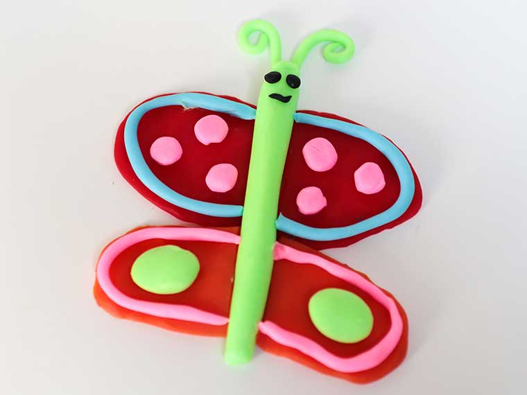 Klei ideeën – Toffe klei spelletjes & leuke dingen om te maken van klei. Zoals deze prachtige vlinder.
