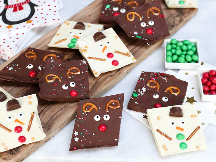 Chocolate bark - Super lekkere chocolade brokken met rendier & sneeuwpop voor Kerst.