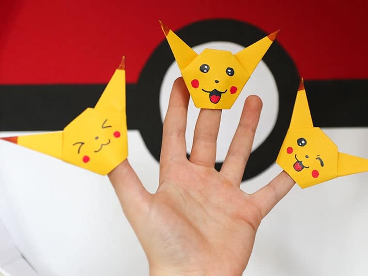 Een Pikachu vingerpopje vouwen van papier!