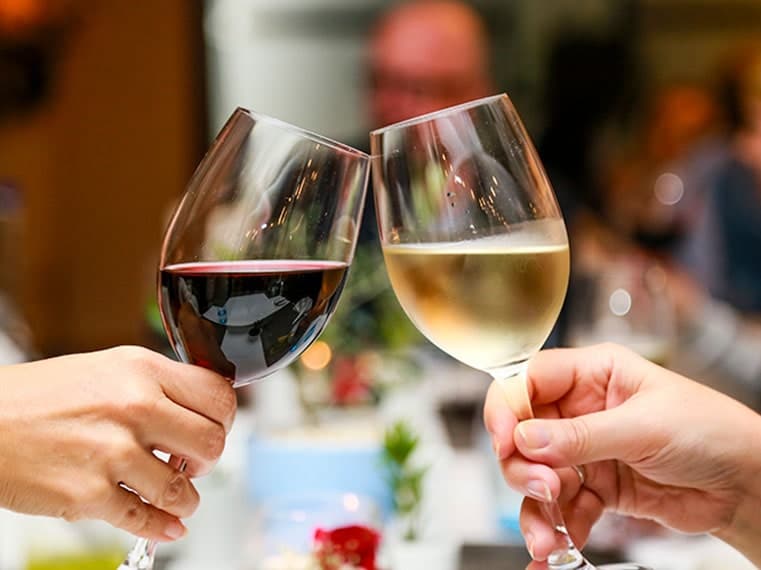 Wine & dine | Zo kies je de perfecte wijn bij jouw diner!